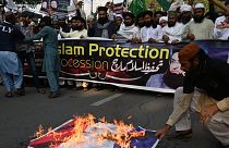 مظاهرة احتجاجا على الرسوم المسيئة للنبي محمد في باكستان
