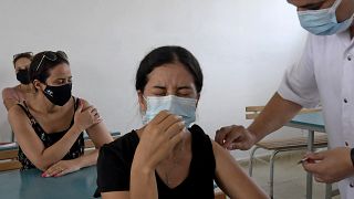 Covid-19 : face au variant Omicron, la Tunisie intensifie la vaccination 