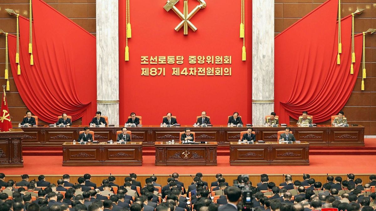 جلسه سیاسی حزب کمونیست حاکم بر کره شمالی