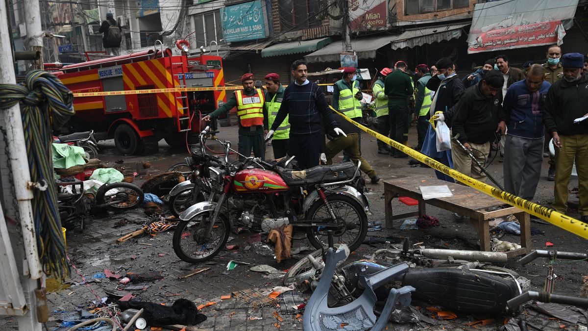 وقع الانفجار في أحد الأسواق المكتظة بحسب الشرطة 