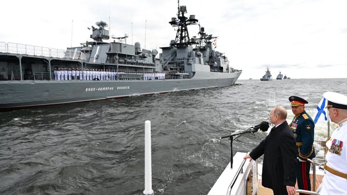 Rusya Devlet Başkanı Vladimir Putin ve Savunma Bakanı Sergey Şoygun