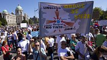Protesta en Belgrado contra la explotación de litio de Rio Tinto