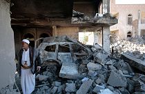 در حمله جنگنده‌های عربستانی به یک زندان در یمن بیش از ۱۷۰ تن کشته و زخمی شدند.