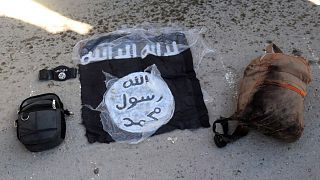بقایای تجهیزات جنگجویان داعش در حمله به زندان تحت کنترل نیروهای دموکراتیک سوریه