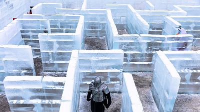 El reto de encontrar la salida de este laberinto gigante de hielo de casi 3 000 piezas