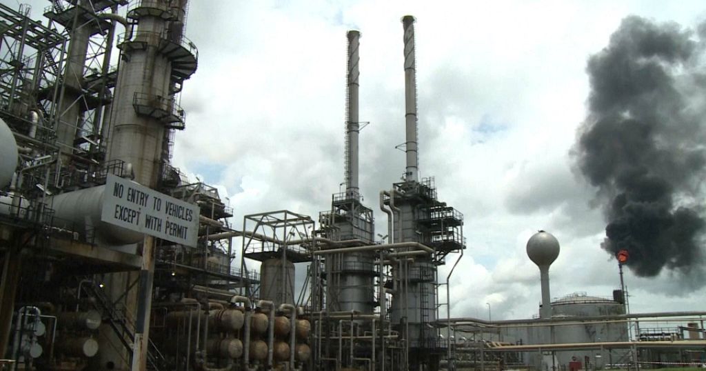 Nigeria’s new Dangote refinery to start processing crude oil in 2022