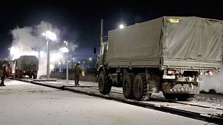 Orosz katonai járművek érkeznek Belaruszba, közös hadgyakorlatra