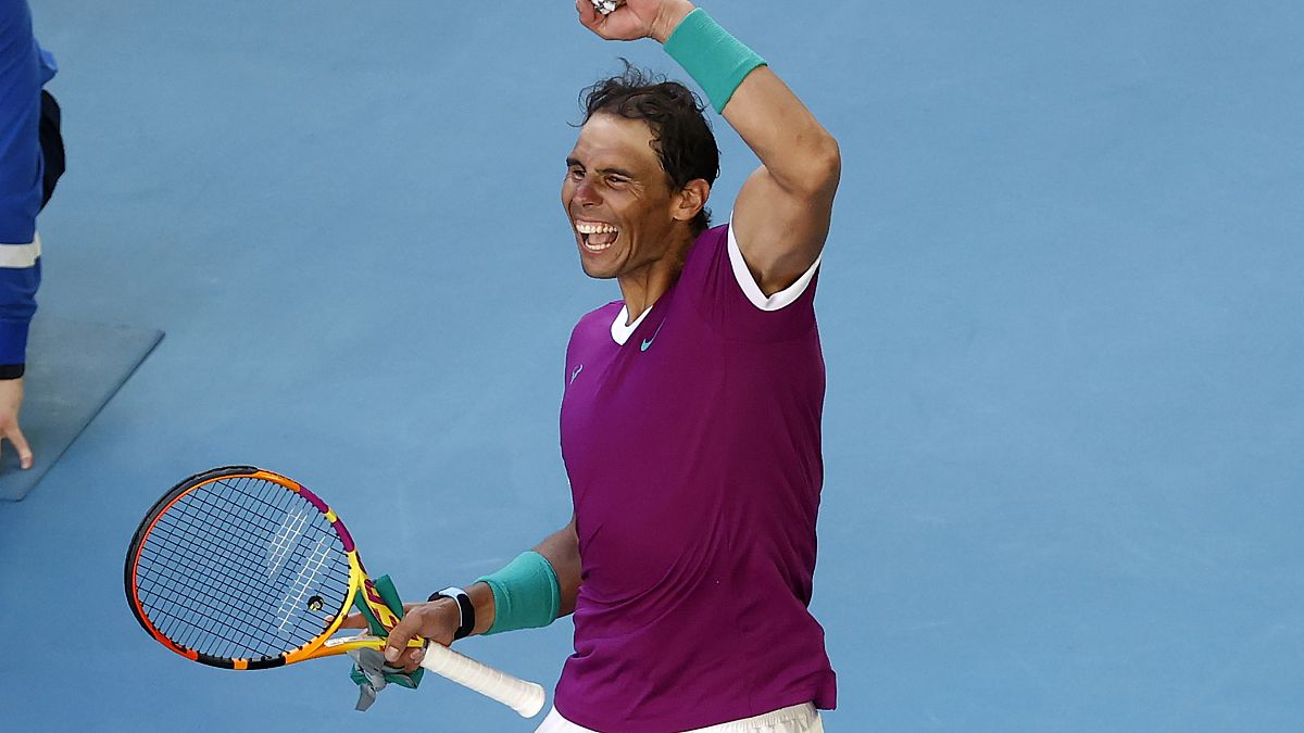 Rafael Nadal celebra tras derrotar a Denis Shapovalov, 25/1/2022, Melbourne, Australia