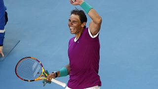 Rafael Nadal celebra tras derrotar a Denis Shapovalov, 25/1/2022, Melbourne, Australia