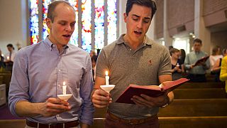 Kilisede eşcinsel evlilik töreni