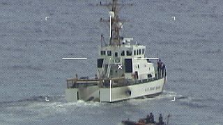 Una patrullera de la Guardia Costera participa en la búsqueda de los náufragos. Florida, Estados Unidos, 26/1/2022