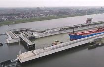 La esclusa de marítima de Ijmuiden, de da acceso al puerto de Ámsterdam, Países Bajos 27/1/2022