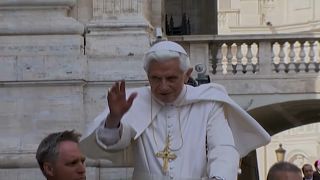 Βατικανό: Στήριξη στον Βενέδικτο