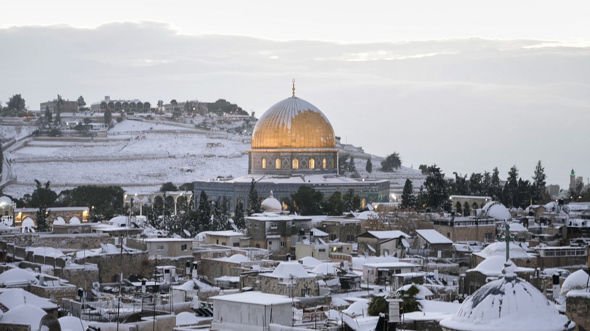 القدس تحت الثلج 