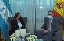La presidenta electa, Xiomara Castro, y el rey de España, Felipe VI, durante un encuentro, 26/1/2022, Tegucigalpa, Honduras