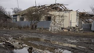 Beschädigtes Gebäude nahe Donezk