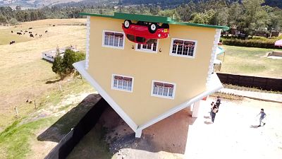 شاهد: "بيت المجانين" في بوغوتا الكولومبية أصبح وجهة سياحية لا مفر منها