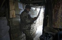 Ukrán katona a frontvonalon - súlyos károkat okozhatnak a nyugati fegyverek Oroszországnak