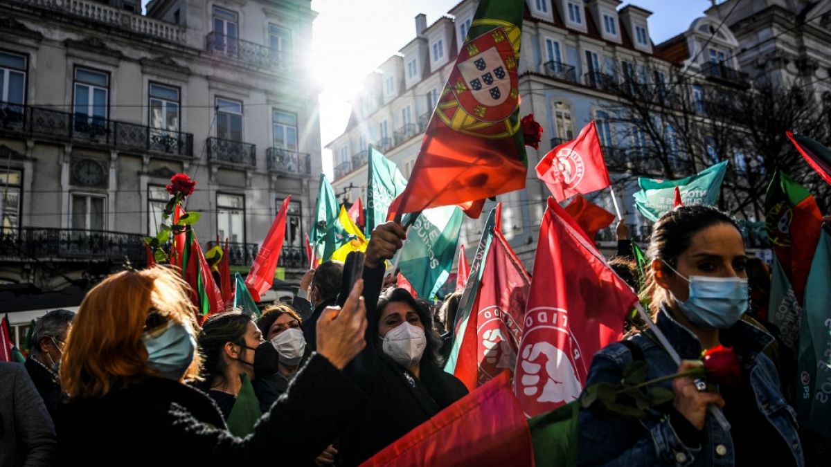 Militantes em comício do PS em Lisboa