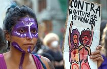 Uruguay'da binlerce kişi 'tecavüz kültürünü' protesto etti