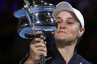 Ashleigh Barty wins Australian Open women's singles on home ground without losing a set
