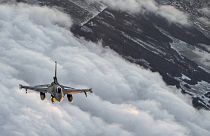 A NATO F-16-os vadászgépe a Baltikum felett