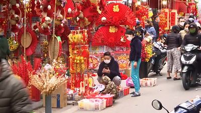 Вьетнам готовится к Китайскому Новому году тигра