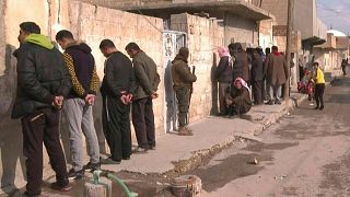 عمليات التمشيط في محيط سجن غويران الذي هاجمه تنظيم الدولة الإسلاميّة في الحسكة في شمال شرق سوريا.