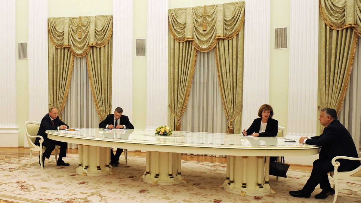 Vlagyimir Putyin és Orbán Viktor tárgyalása a moszkvai Kremlben