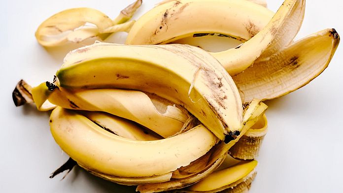 Scientists find a way to instantly extract biofuel from banana peel