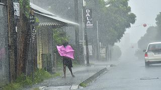 Cyclone Batsirai : 7 500 foyers sans électricité sur l'île Maurice
