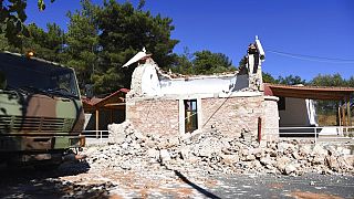  كنيسة يونانية أرثوذكسية متضررة بعد زلزال قوي في قرية أركالوكوري بجزيرة كريت الجنوبية باليونان، سبتمبر 2021.
