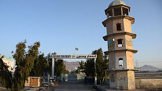 Entrada da Universidade de Kandahar, Afeganistão