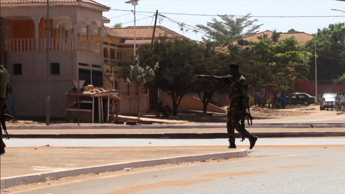 Guiné Bissau sob forte patrulhamento militar, após tentativa de golpe de Estado