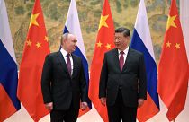 الرئيس شي جين بينغ ونظيره الروسي فلاديمير بوتين في بكين.