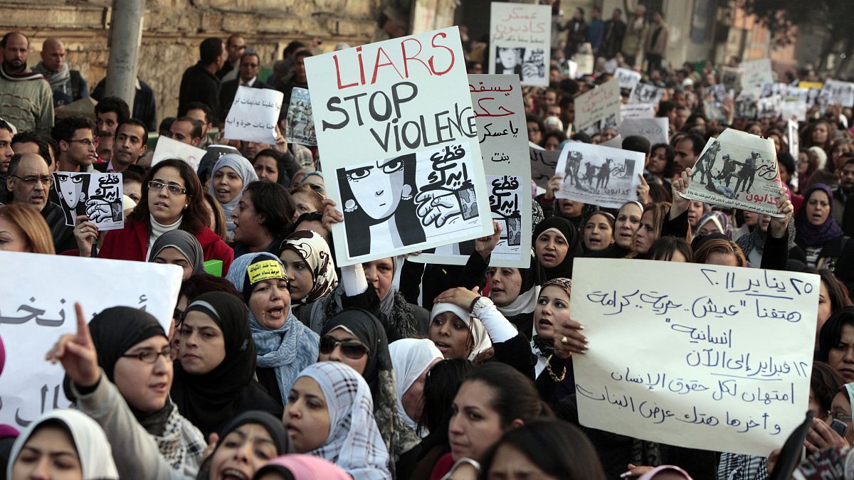 من مظاهرة نسائية من أجل تعزيز حقوق المرأة في القاهرة (أرشيف) 