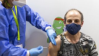 Une personne se faisant vacciner contre le virus Covid-19 à Vienne, en Autriche, vendredi 4 février 2022.