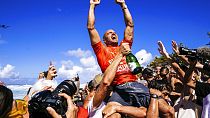 Kelly Slater campeón del Pipeline Masters de Hawái