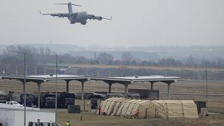 Американский военный самолет приземлился в Польше в воскресенье