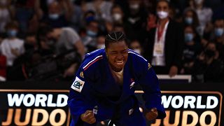 Audrey Tcheuméo a remporté pour la cinquième fois le Grand Slam de judo de Paris