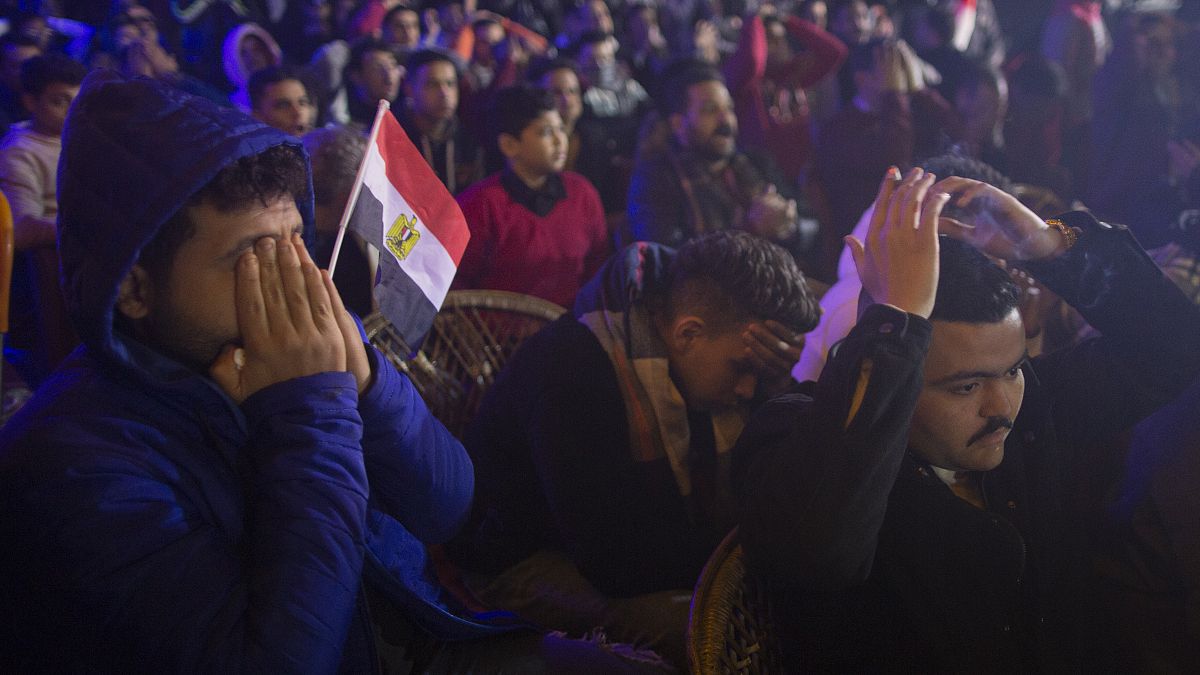 حزن ممزوج بالدهشة في الشارع المصري بعد الخسارة أمام السنغال