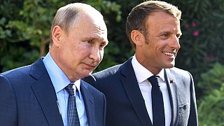 Archives : Emmanuel Macron et Vladimir Poutine au fort de Bregançon, dans le sud de la France le 19/08/2019