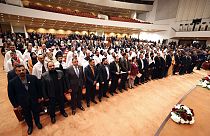صورة أرشيفية للمشرعين العراقيين المنتخبين حديثاً في افتتاح الجلسة الأولى للبرلمان ببغداد 9 يناير 2022