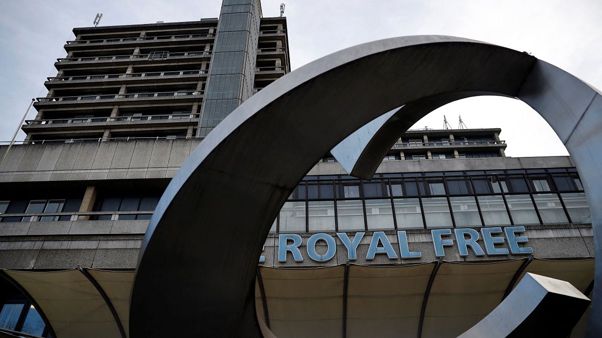 مستشفى Royal Free NHS في لندن - أرشيف