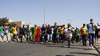 Thousands of Senegalese head to the airport to welcome AFCON winners