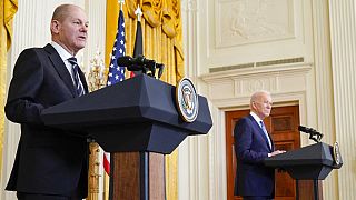 Joe Biden et Olaf Scholz lors de leur conférence de presse à la Maison Blanche, à Washington, lundi 7 février 2022.