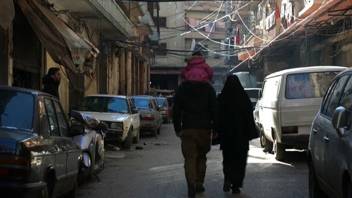 لبنانيون أضناهم الفقر يلتحقون بتنظيم الدولة الإسلامية في العراق  