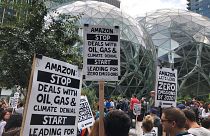 Seattle'daki iklim grevine katılan Amazon çalışanları 