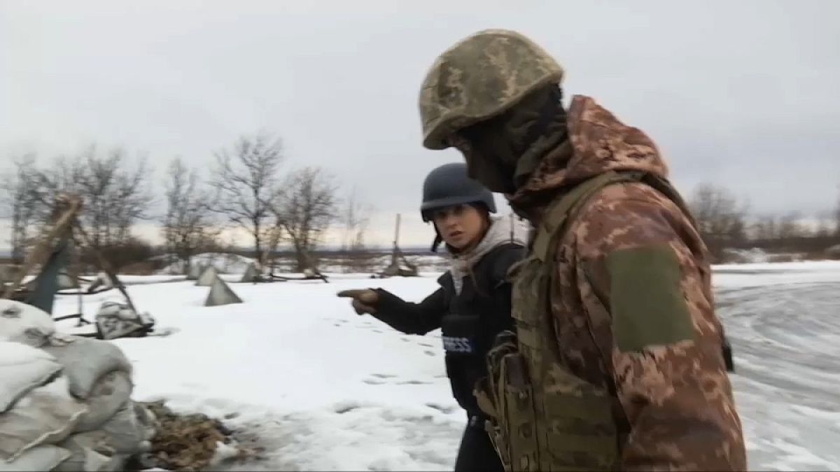 Nelle trincee di Popasna, i soldati ucraini si preparano alla guerra