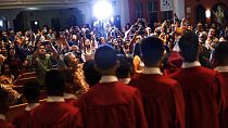 Mezun olan Portekizli öğrenciler için kilisede ayin (Arşiv)